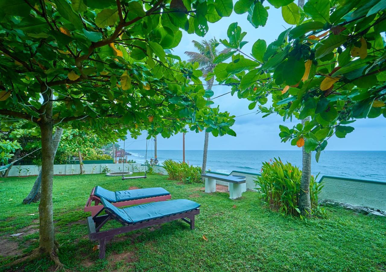 Solaris Beach View Resort & Spa By Voye Homes Varkala Buitenkant foto